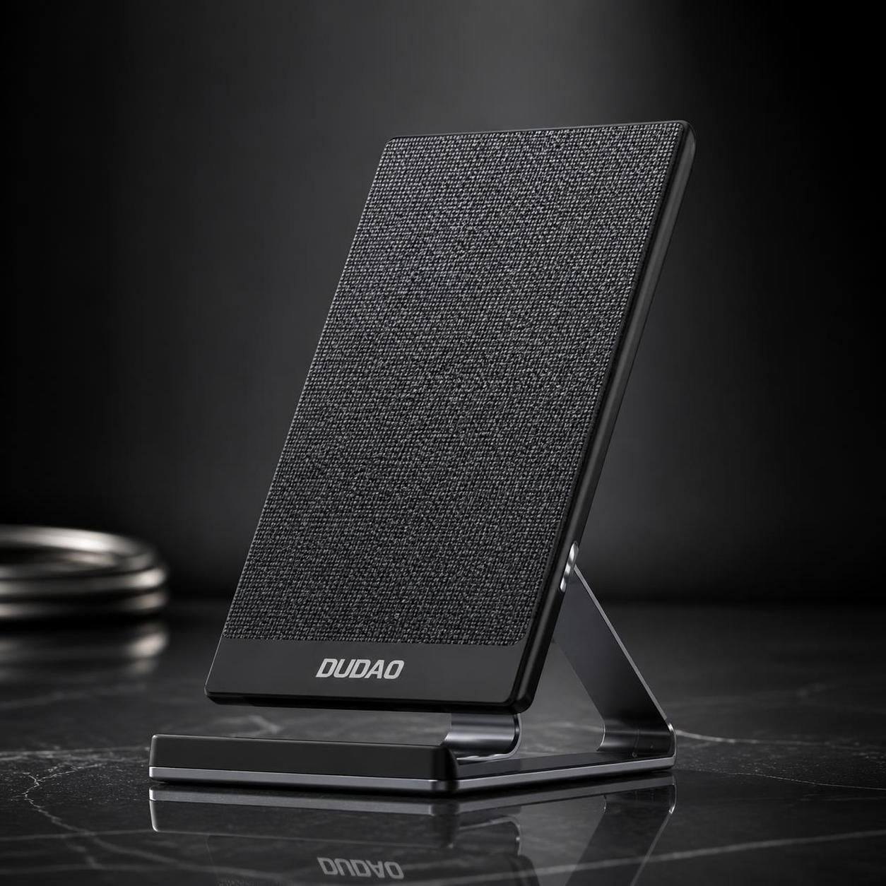 پايه نگهدارنده و شارژ بی سیم روميزي دودا مدل A10 Pro توان شارژ 10وات